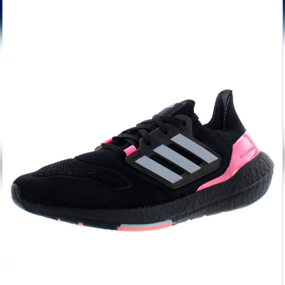 adidas Women's Ultraboost 22 Running Shoe NWT size 6.5